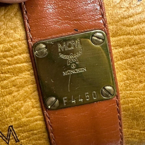 MCM germany handmade body bag - Picture 8 of 16